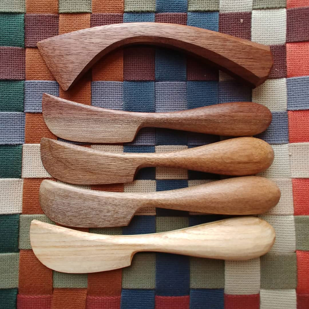 Carving Spreaders and Spatulas